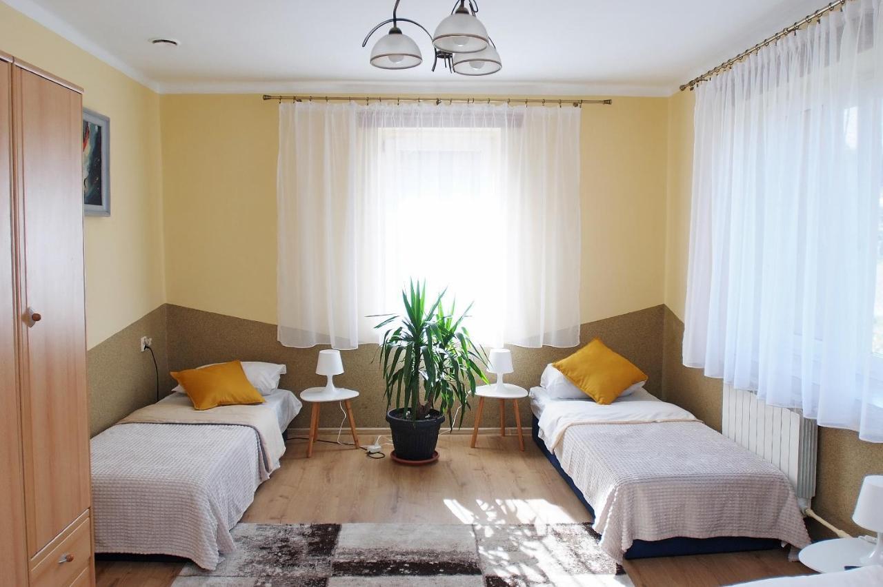 Agroturystka U Basi Apartment Pietrzykowice  Exterior photo